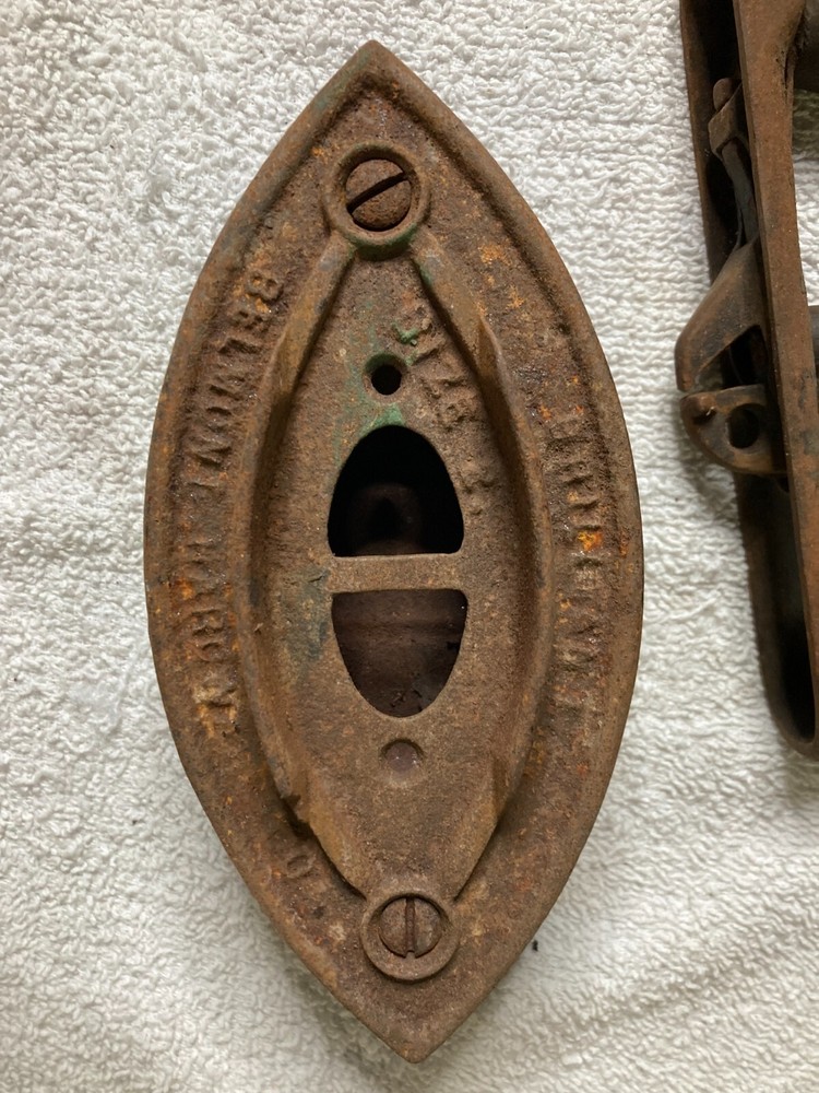 Antique Belmont Hardware Co. Sad Iron Size 2