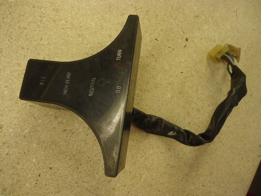 1982-1985 HONDA NIGHTHAWK CB450 DASH INDICATOR PILOT LIGHT TRIM COVER PANEL OEM