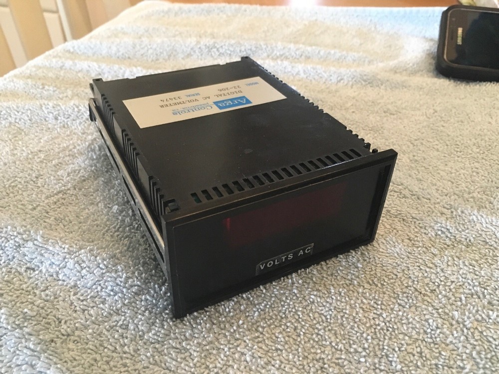 Arga Controls 22-206 Digital AC Voltmeter Panel Mount BinAR6