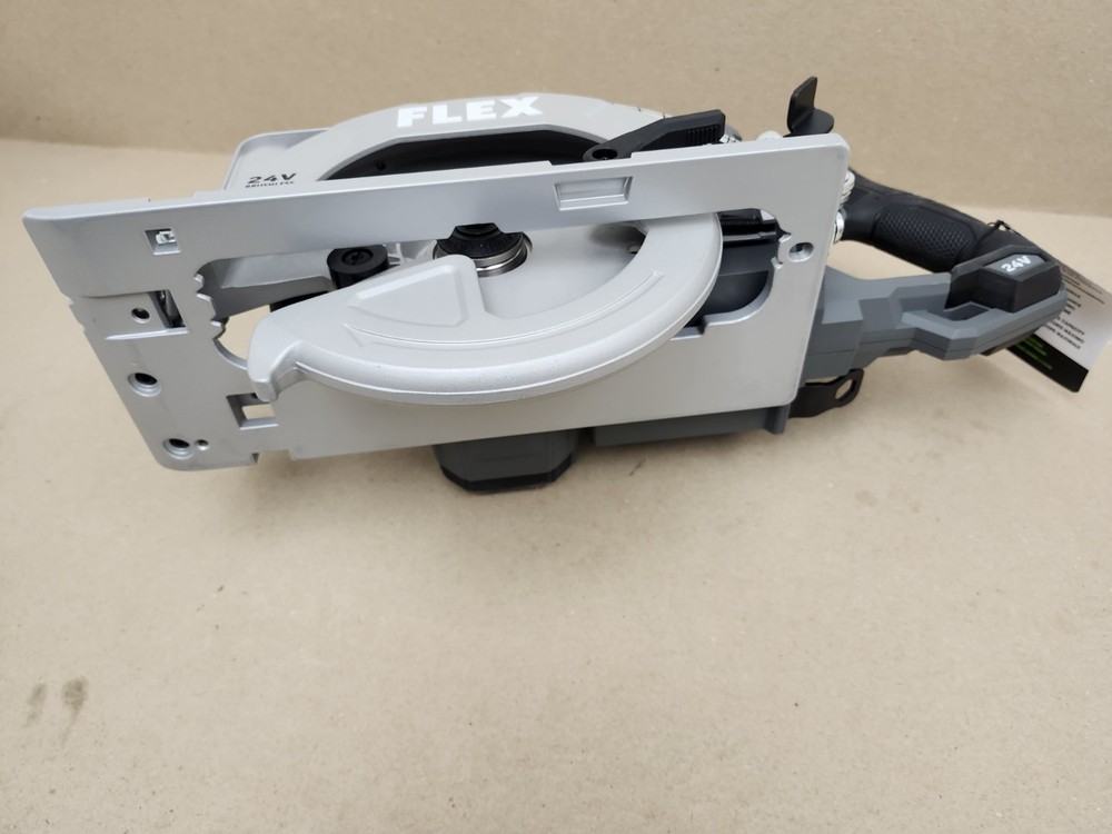 Flex FX2141R-Z --- 7-1/4" Rear Handle Circular Saw (Bare Tool)