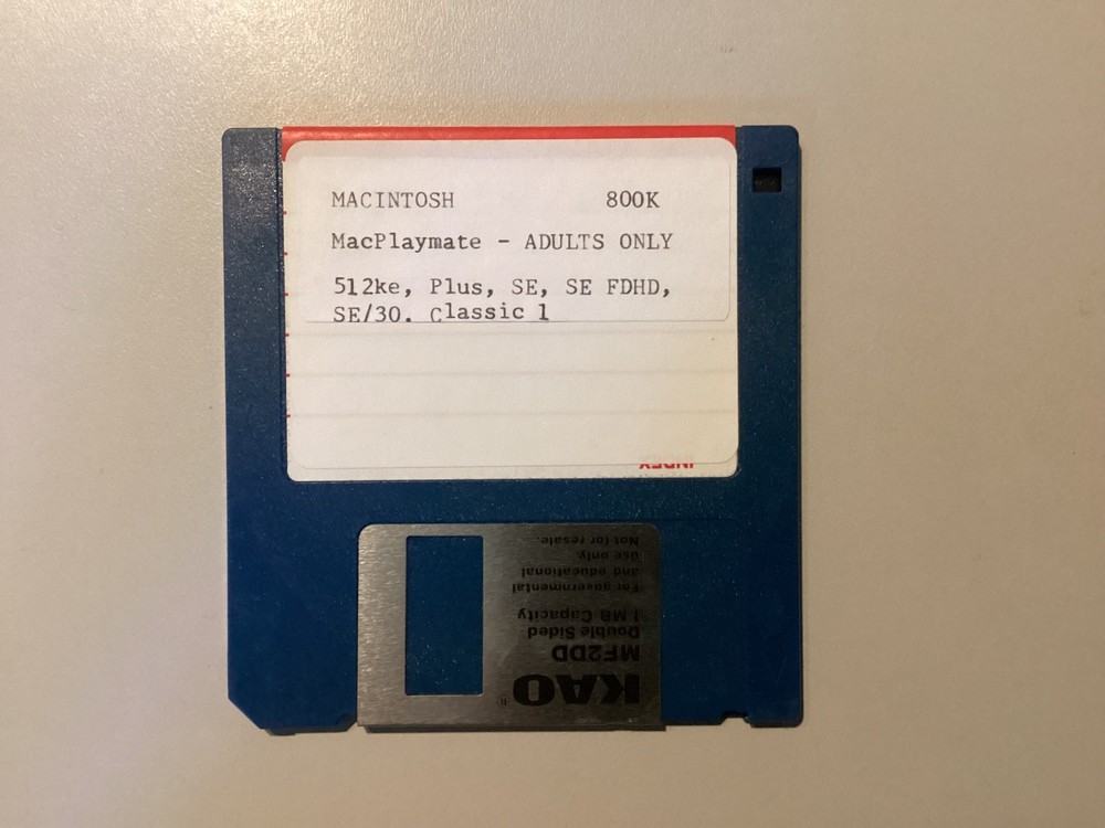 Vintage Macintosh Mac Program Game MAC PLAYMATE 800K Disk 512, Plus, SE, Classic