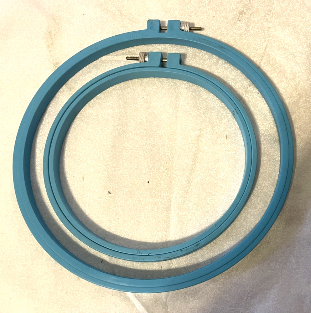 2 Plastic Embrodery Hoops