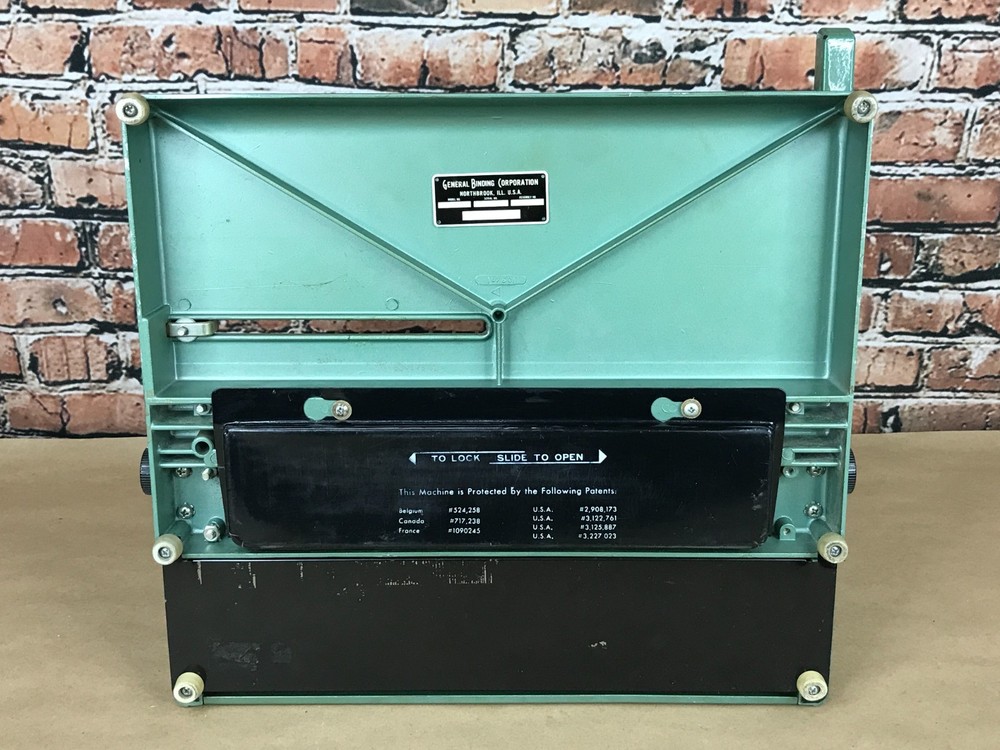 GBC Combo Catalog Binder Binding Machine Model 121KM