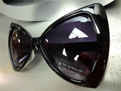 OVERSIZE EXAGGERATED HUGE VINTAGE Style SUN GLASSES Large Black Bow Shape Frame