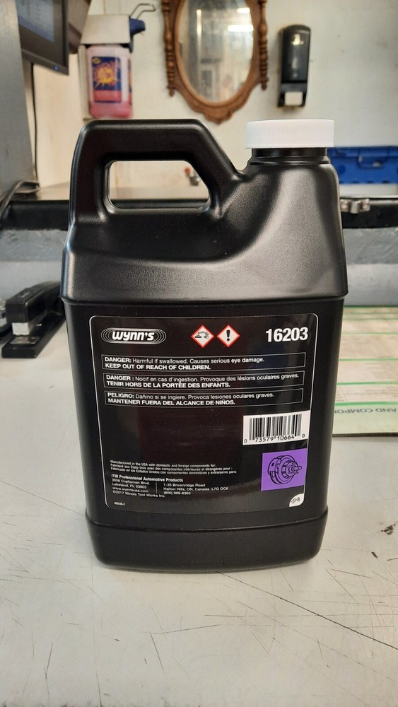 Wynn's Dot 3 Brake Fluid 64OZ