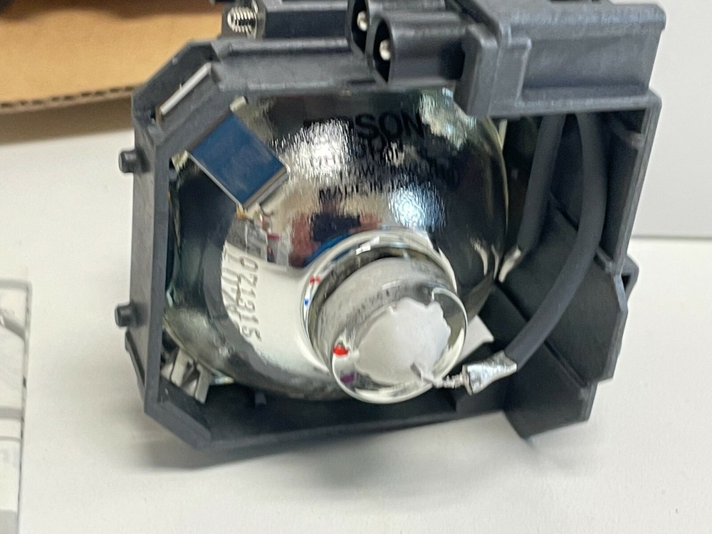 Genuine EPSON ELPLP32 Projector Lamp