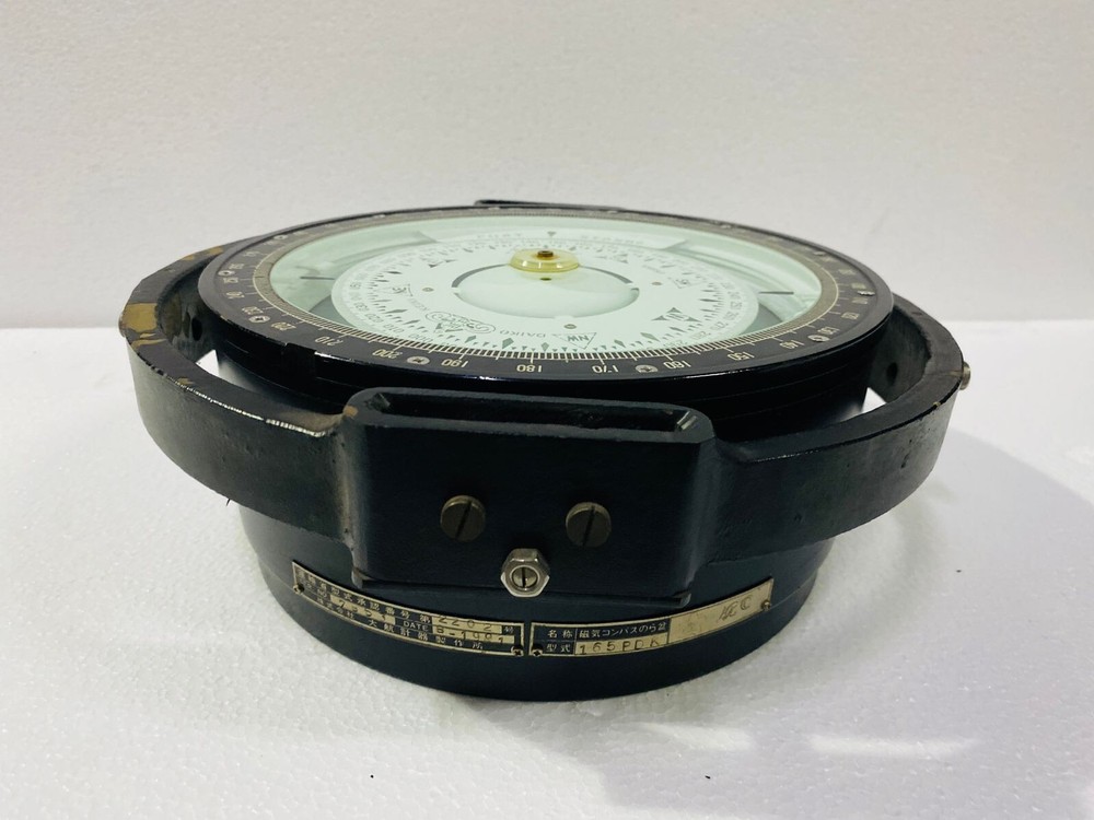 TOKIMEC MAGNETIC COMPASS