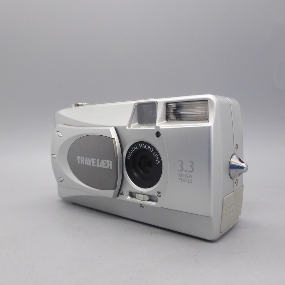 Traveler Digital Camera DC3000 3.3MP Silver Tested