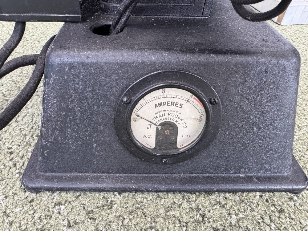 Kodak Kodascope Model 50 Projector w/ Case Works