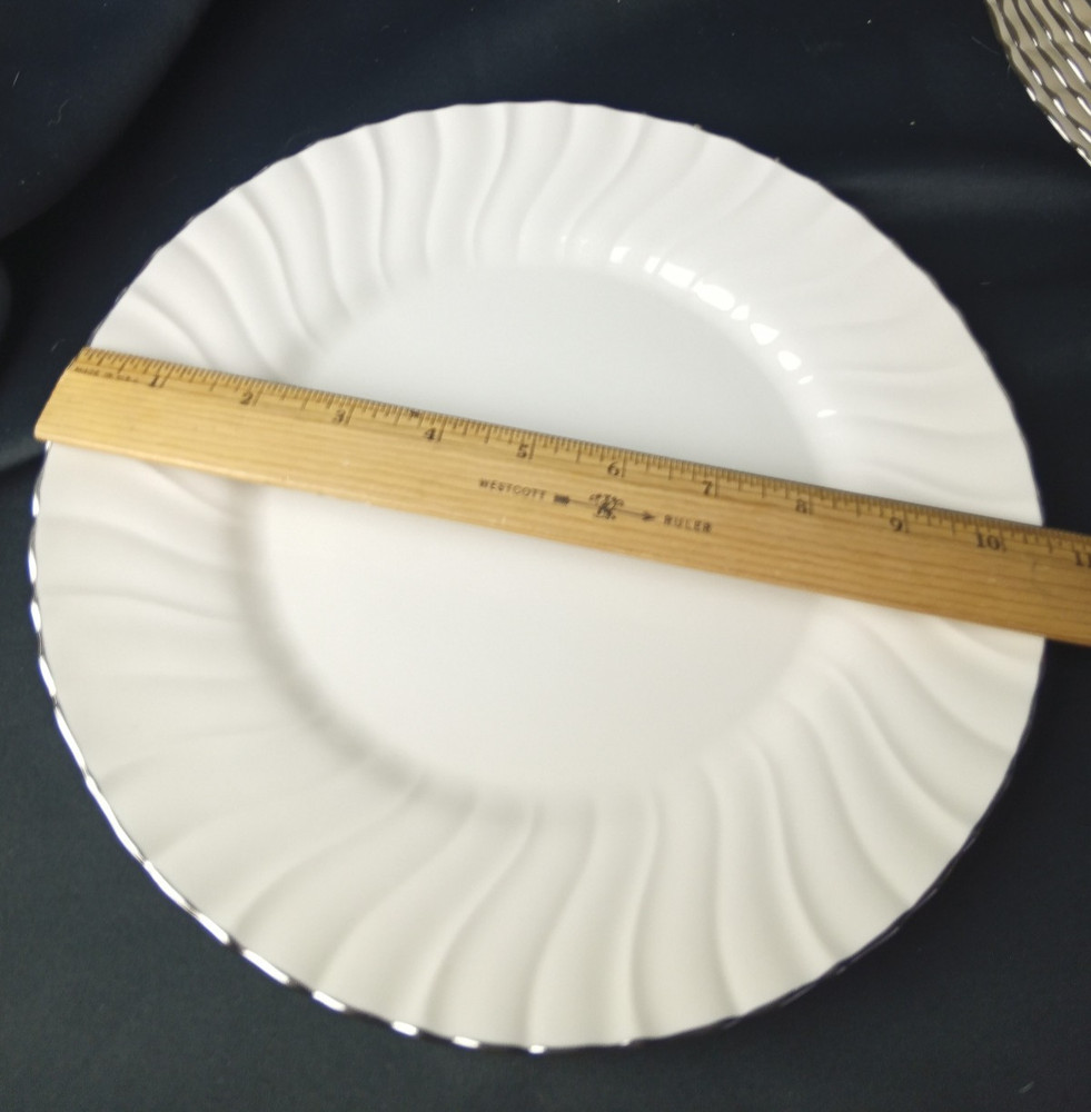 FRANCISCAN PLATINA DINNER SET FOR 8-MISSING 1 CUP/SAUCER