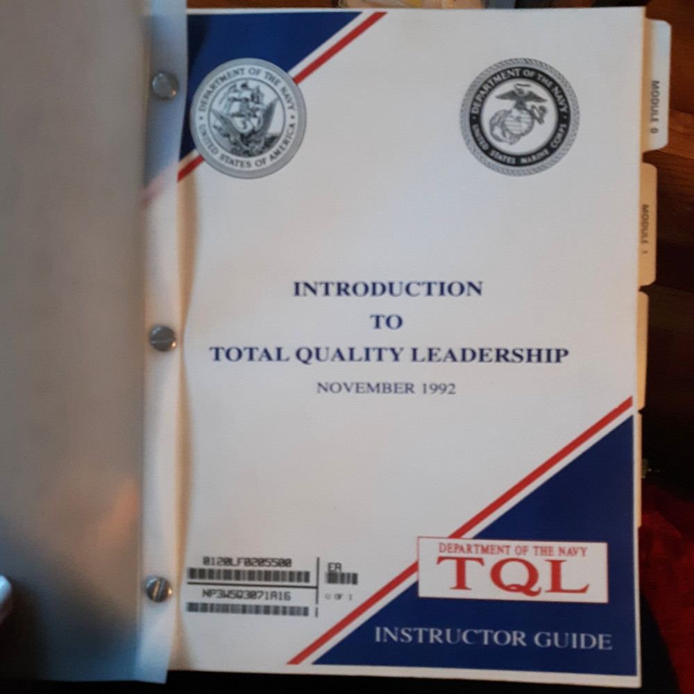 INTRODUCTION TO TOTAL QUALITY LEADERSHIP Instructors Guide 1992 US Navy, Marines