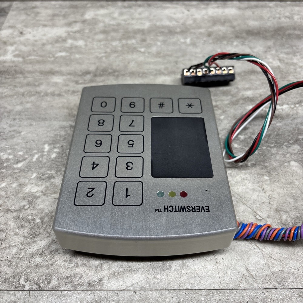 Barantech EverSwitch HID Reader With Keypad, Used, Untested