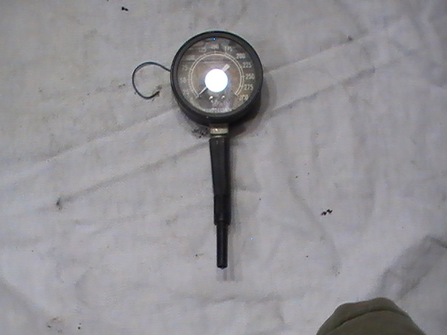 Compression Tester Gauge 0 - 300 PSI