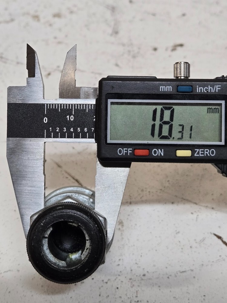 5 Quantity of 3 Position Switches (5 Quantity)