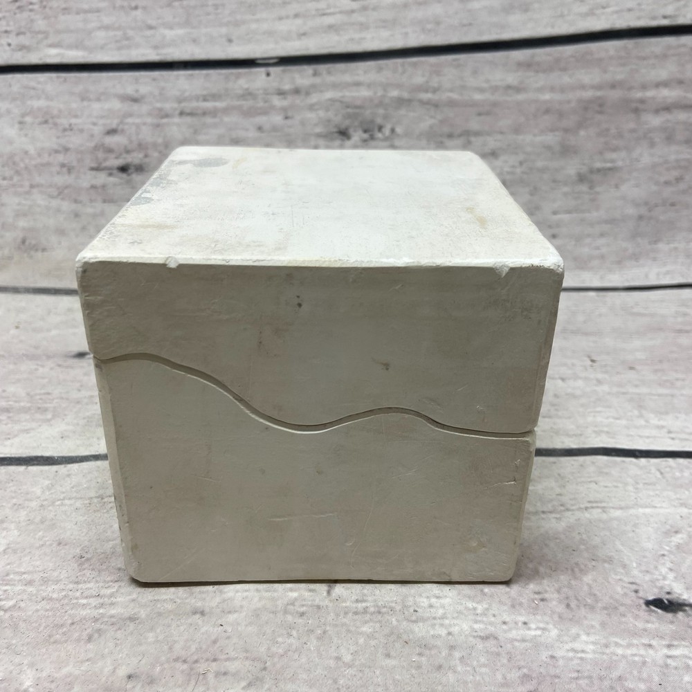 Alberta’s Ceramic Casting Mold 243 Squirrel #A-108