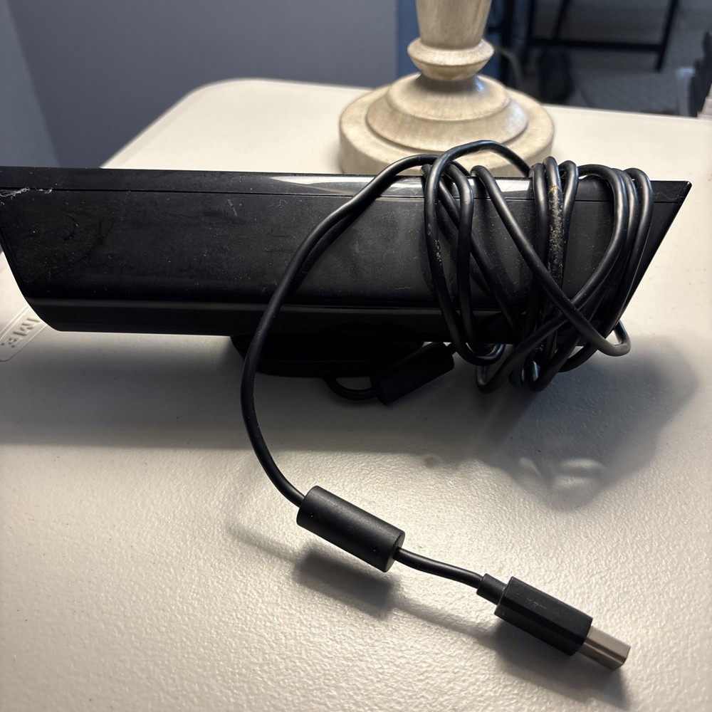 Microsoft 1414 Xbox 360 Kinect Sensor Bar Only - Black K61