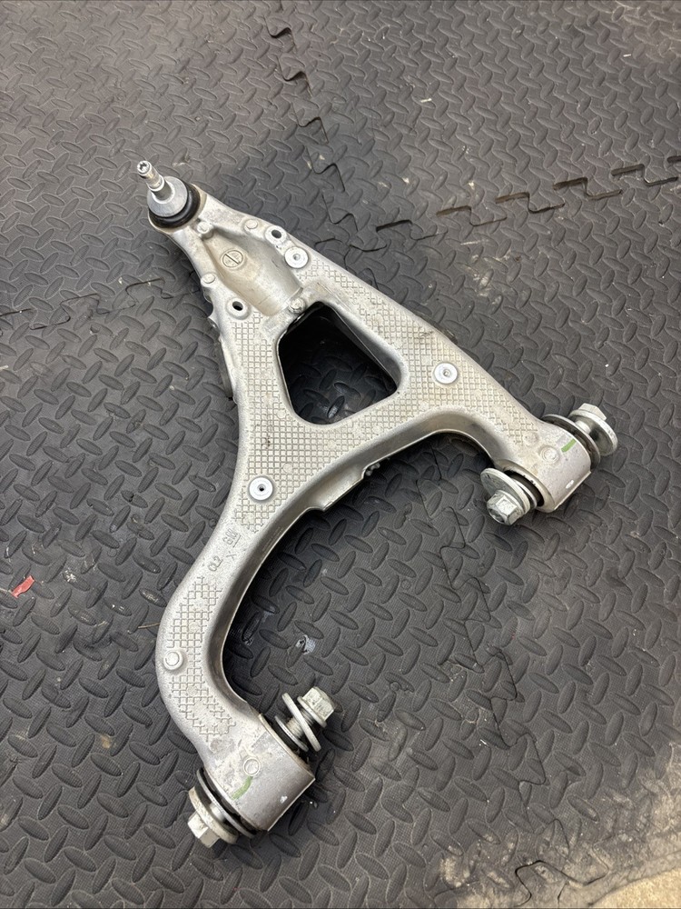 GM 85561494 Front Lower Control Arm Assembly