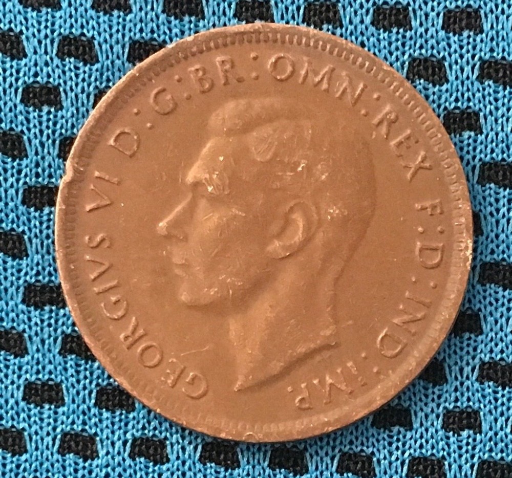 1943 AUSTRALIA Half Penny Coin. Okay condition.