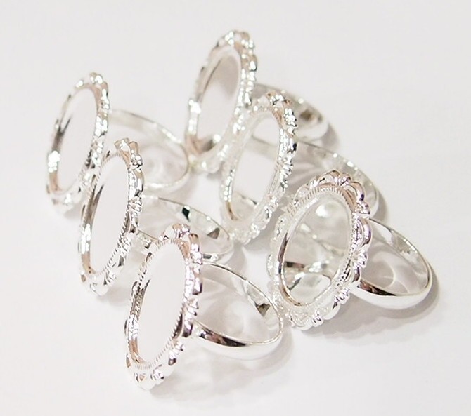 8 of 18x13mm Shiny Silver Adjustable Closed Loop Scalloped Ring Settings