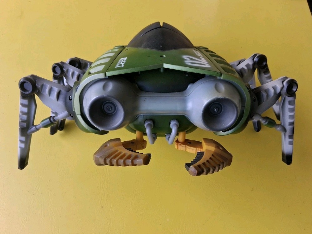 NOT WORKING Mattel Tyco RC Insect Robotic Attack Creature N.S.E.C.T. NSECT