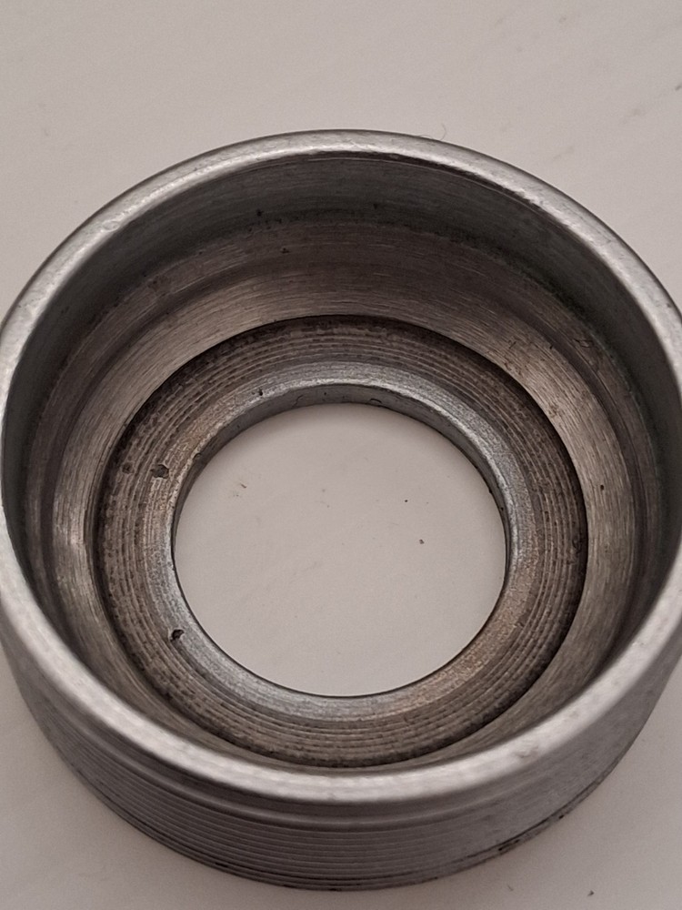 Zeus Bottom Bracket Axle And Adjustable Cup With Lock Ring Italian Threads