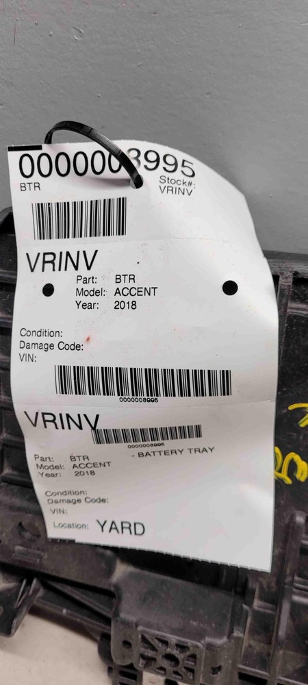 ✅ 2018 HYUNDAI ACCENT BATTERY TRAY OEM