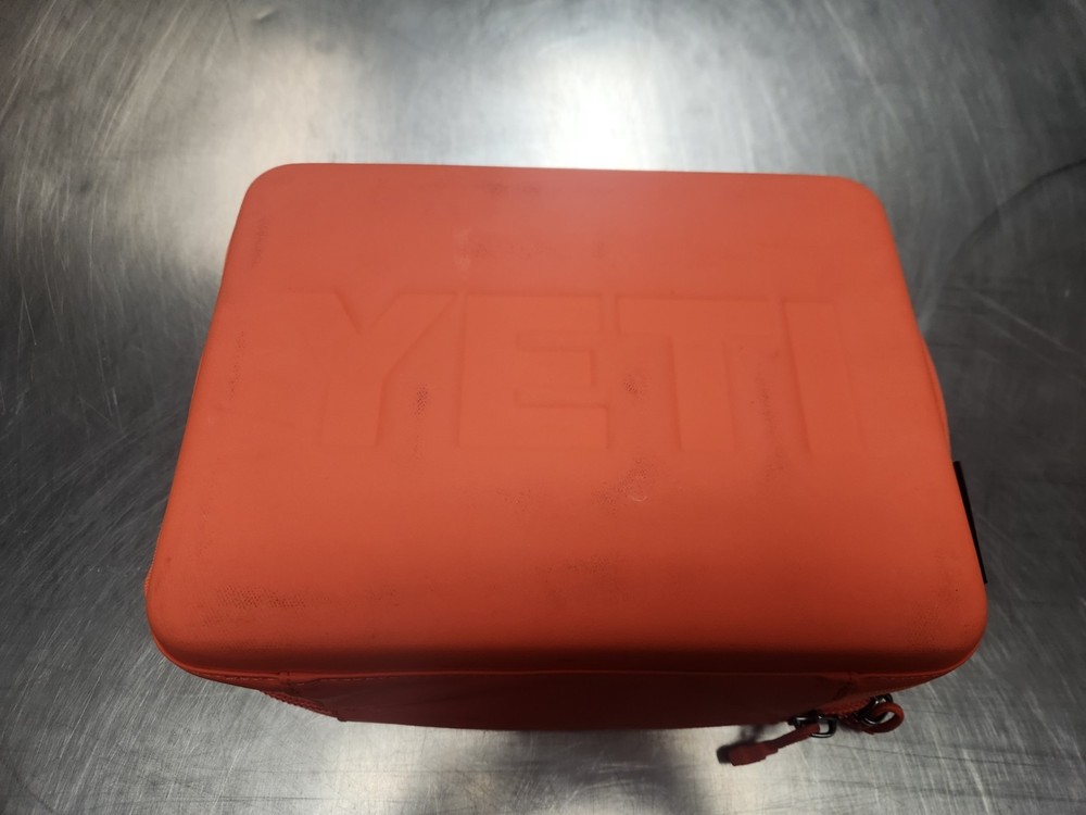 YETI Daytrip SL Orange Lunch Box Zip Lid With Handle