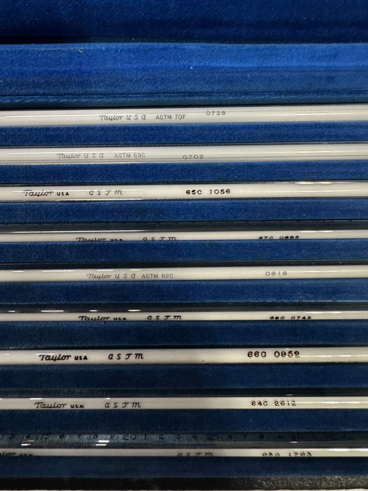 Vintage Lab Hydrometer 8-Piece Glass Specific Gravity Instruments in Case