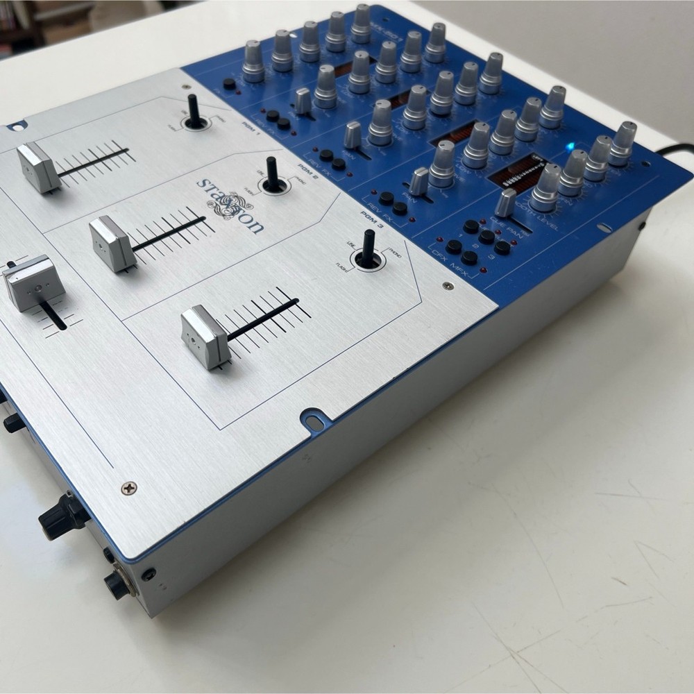 Stanton DJ Techno Scratch Mixer Professional Mixing Controller SMX-501