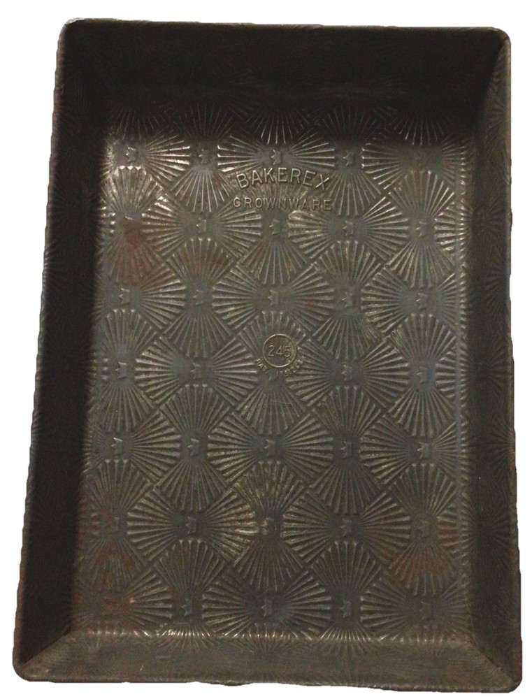 Vtg BAKEREX GROWNWARE Baking Cake Pan 245 Starburst Pattern