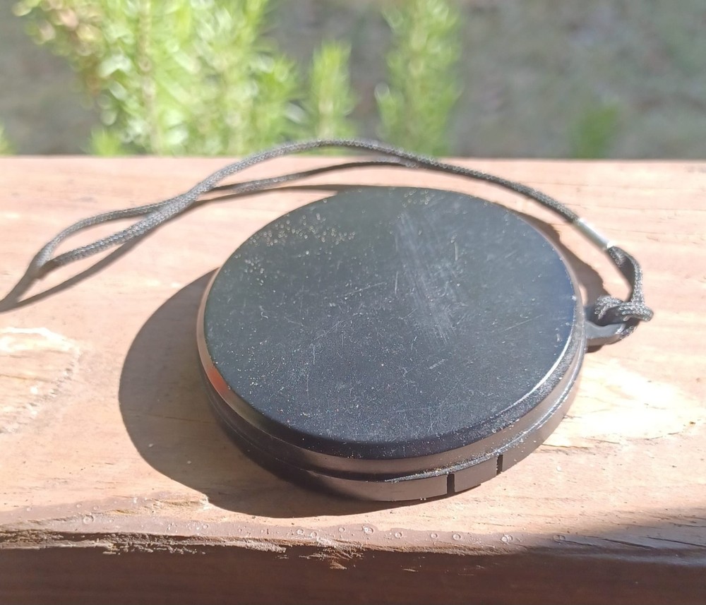 Plastic 52mm lens front cap slip on type