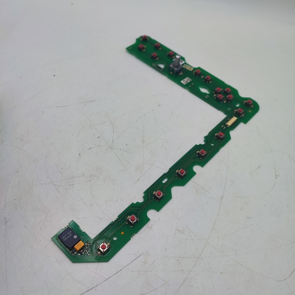 Raymarine c80 MFD Chartplotter Radar Keyboard 3015-287 PCB Issue F