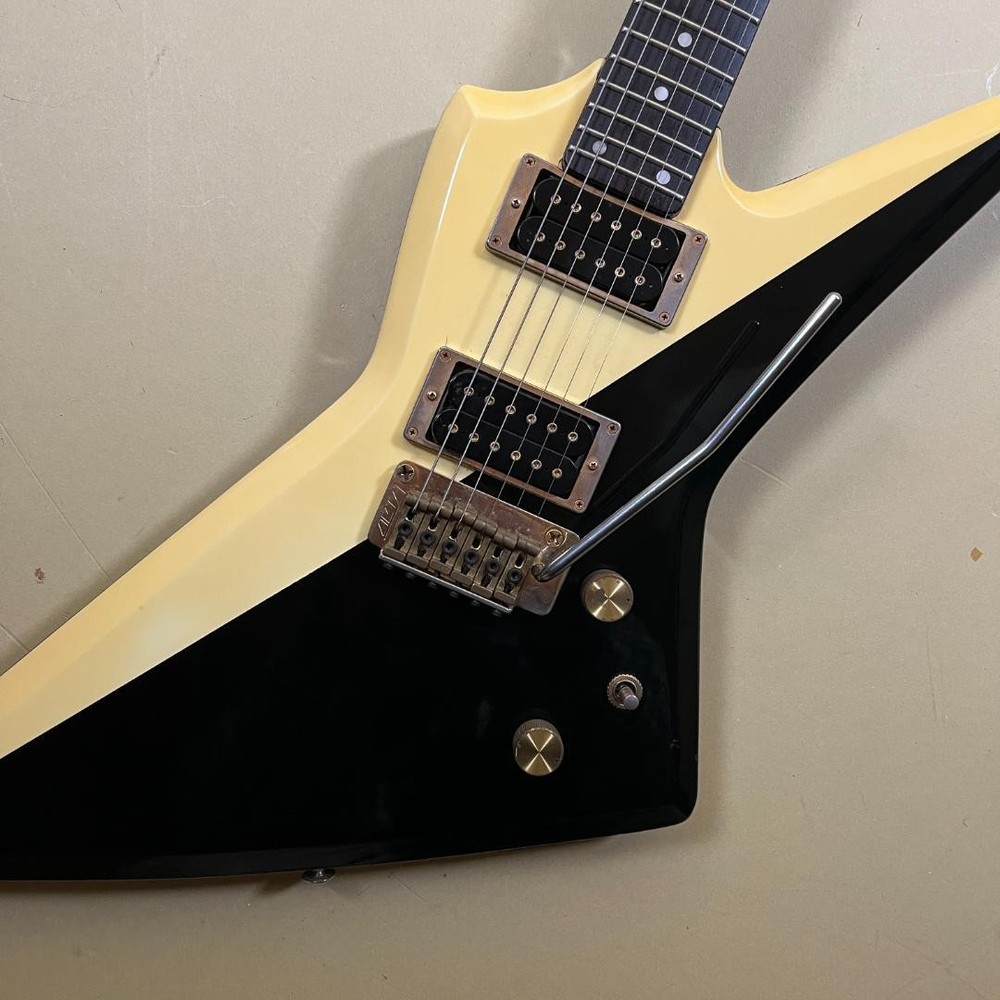 Aria Pro II ZZ Custom 1984 Black White