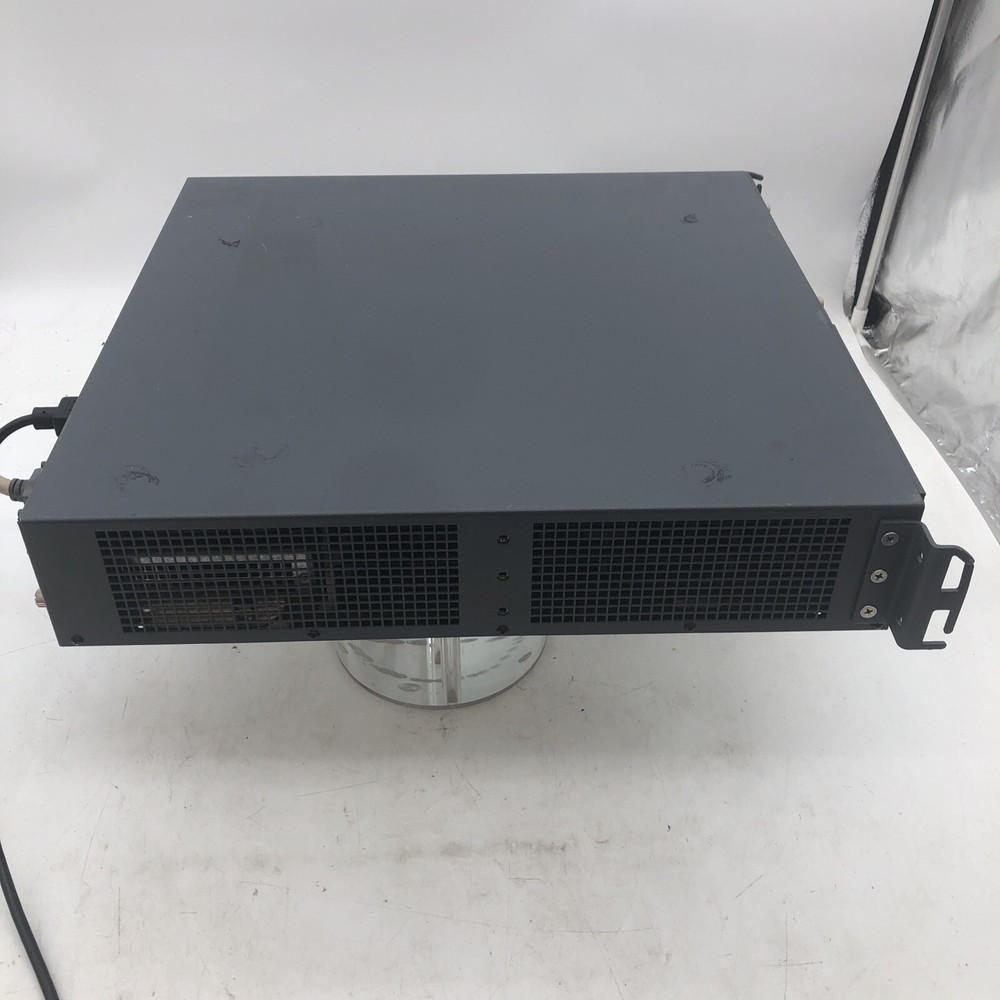 Avaya G700 Media Gateway Powers On