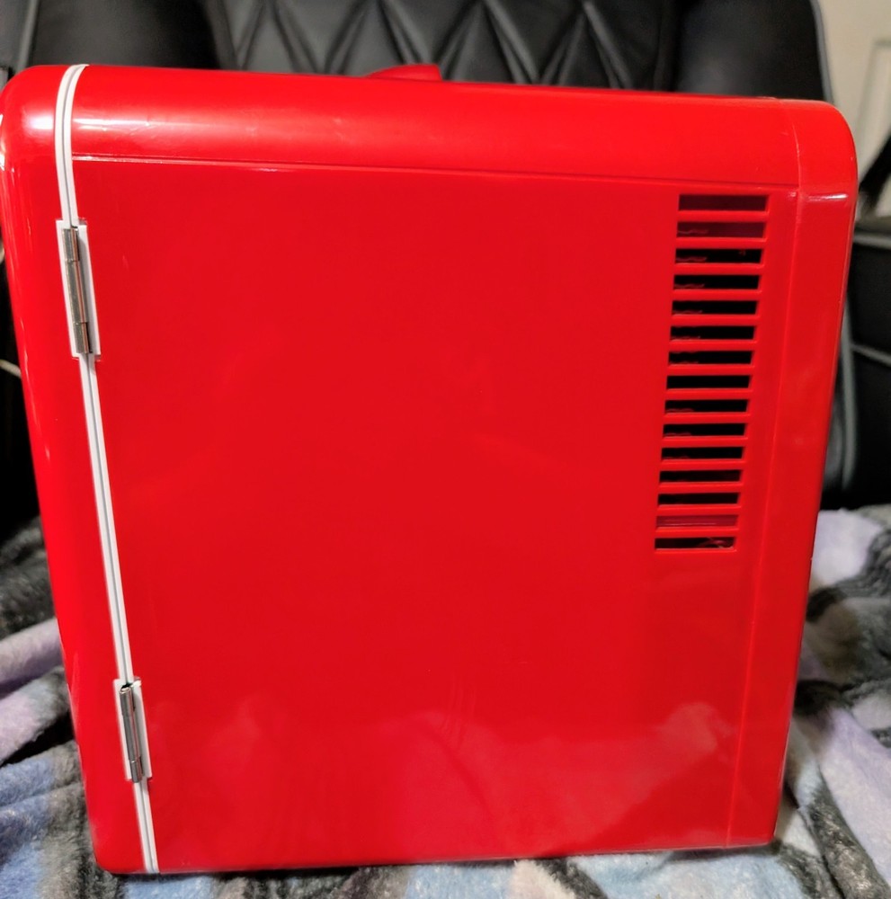 Coca-Cola 4L Mini Refrigerator