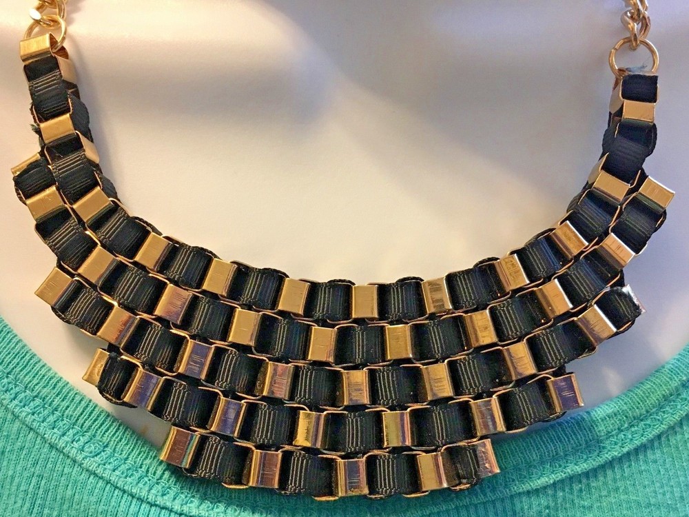 Box Chained 5 Tier Black and Gold 9 Inch Necklace