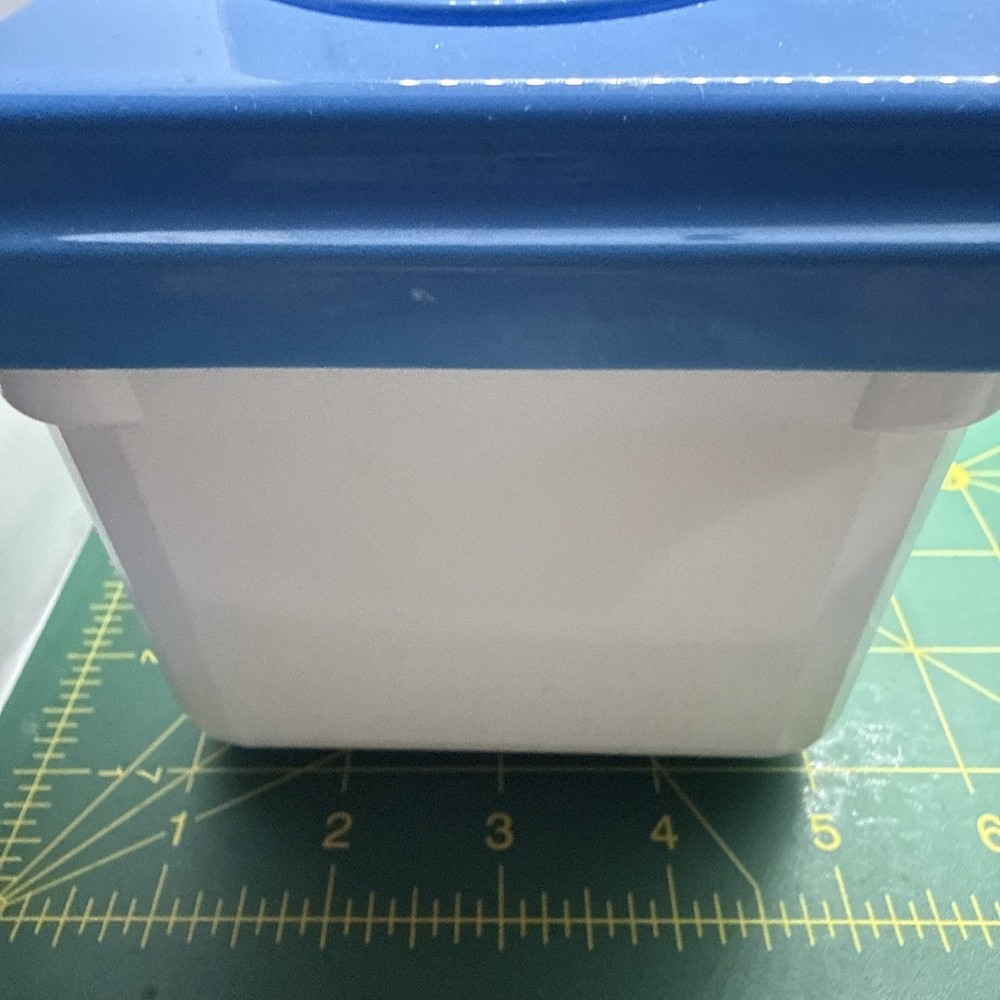 EMPTY Safeway Soft-Wipes Box Plastic Hinged