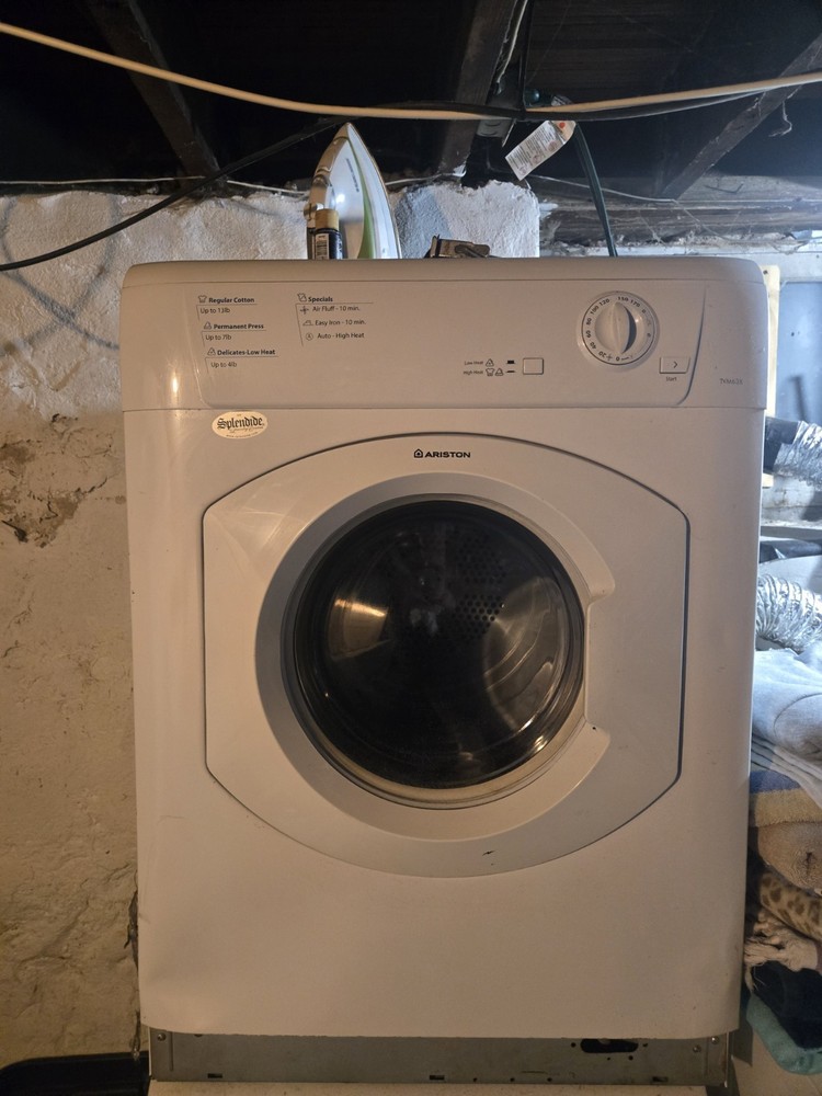 Splendide Ariston Washer Dryer Set ARWXF129W TVM63X White Front-Loading