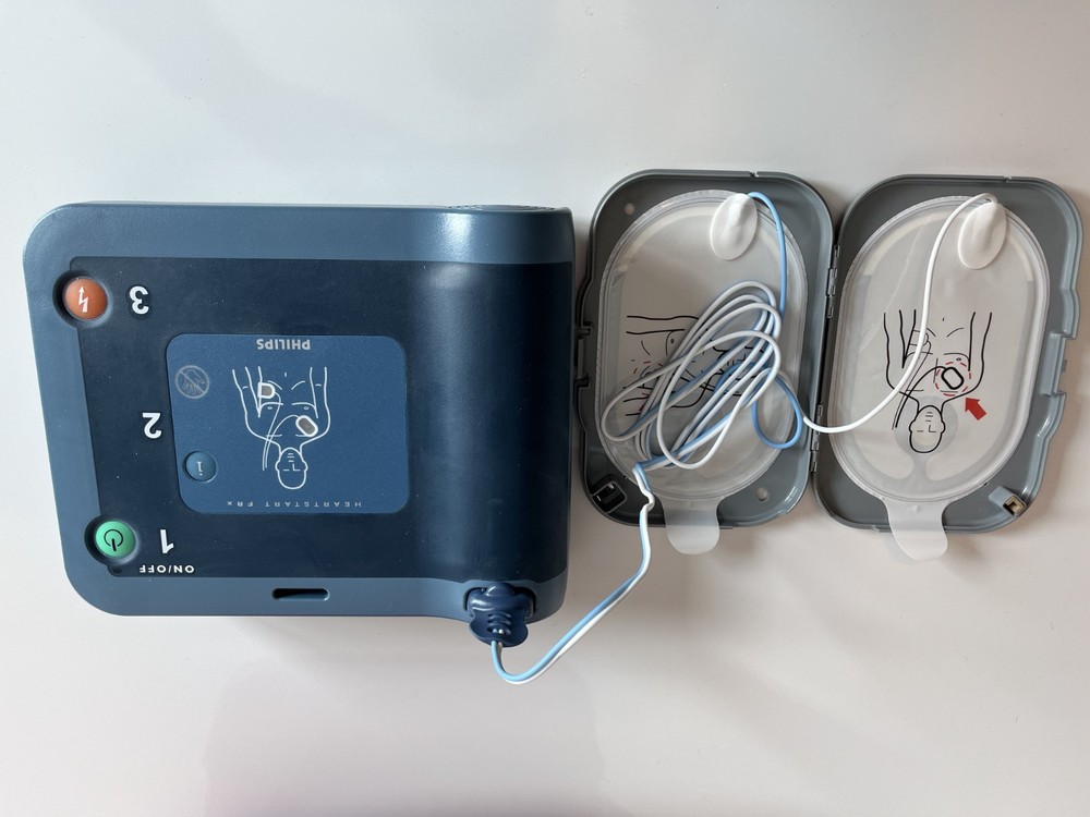 Philips HeartStart FRx Defibrillator