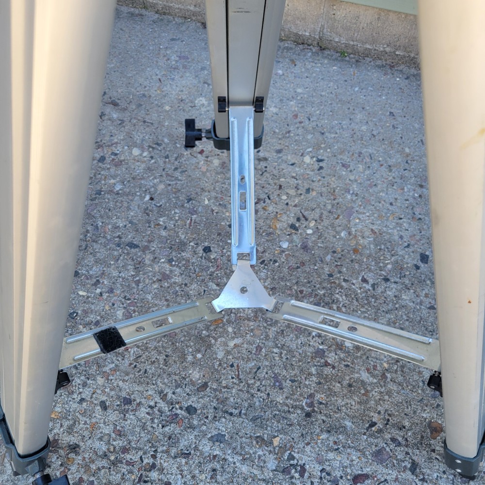 Meade Electronic 114EQ-DH4 Telescope Tripod Only