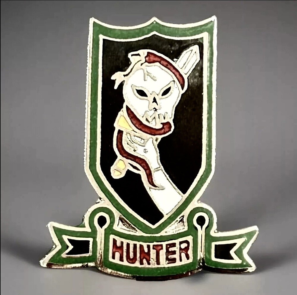 Hunter Vietnam Special Forces Skull Pin (P45-4)