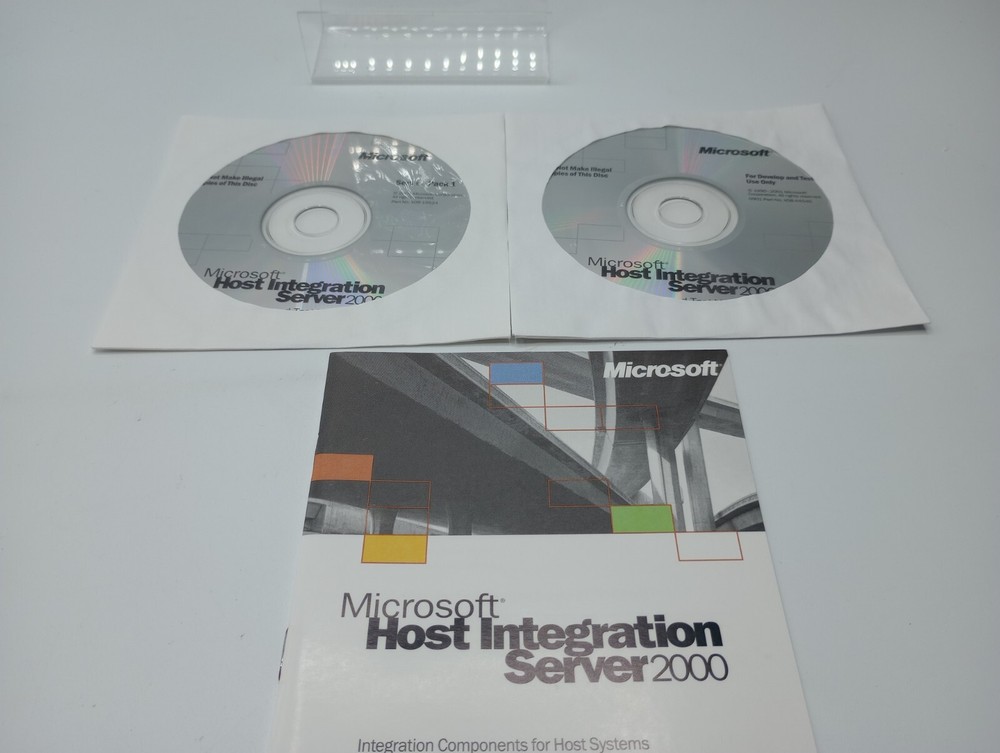 Microsoft .net Enterprise Servers 11 Disc set w/6 Keys - Win 2000 - Pre-owned