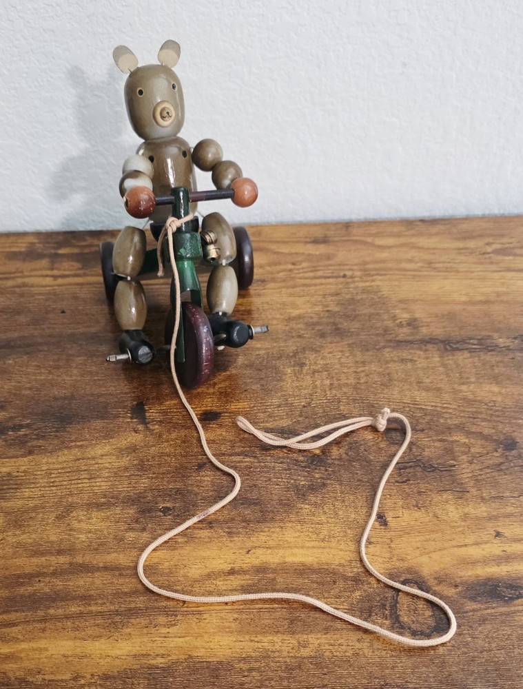 Vintage Wooden Pull Toy Beaded Bear EUC