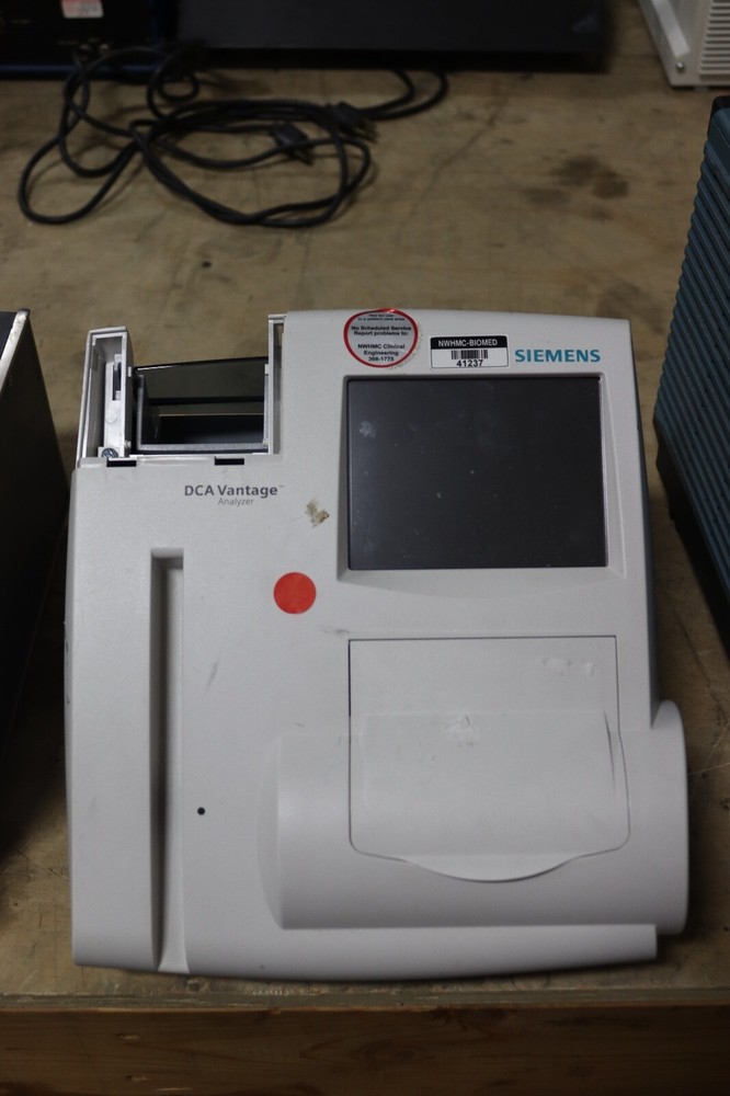 SIEMENS DCA VANTAGE CHEMISTRY /BLOOD ANALYZER