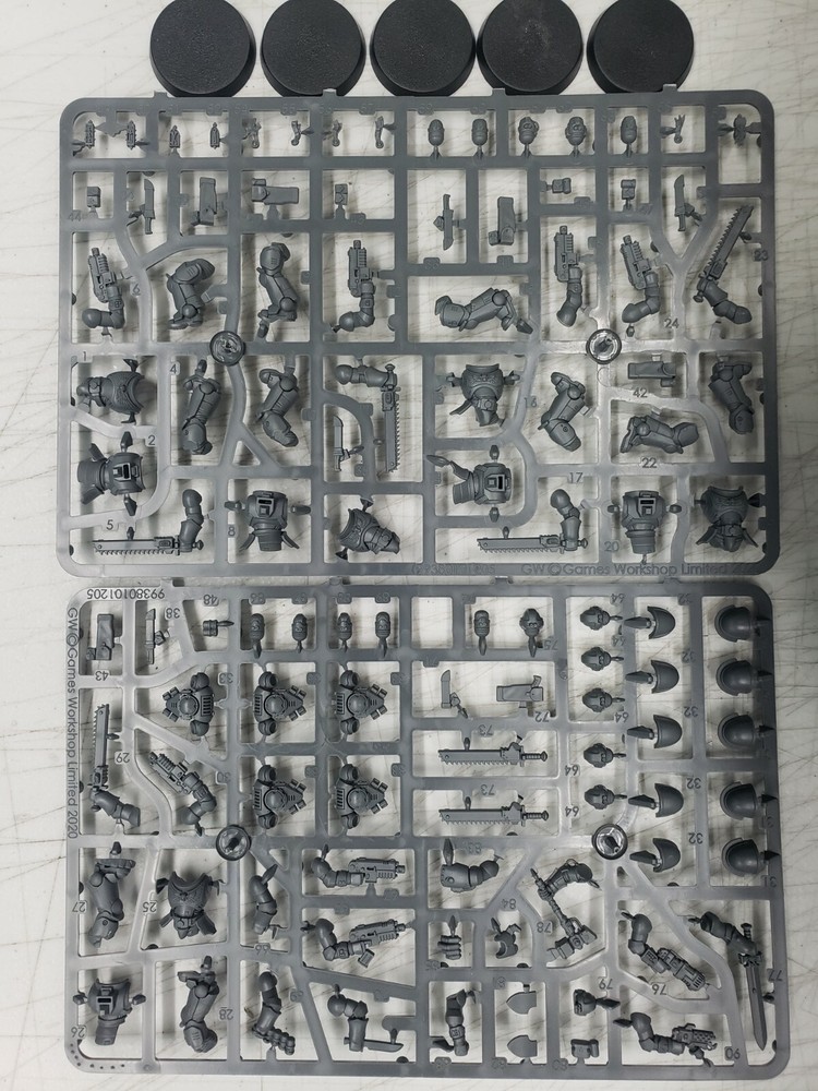 5x Primaris Assault Intercessors, Multi Part Kit,  Space Marines, 40K