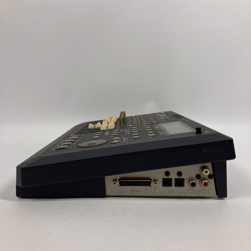 Broken Korg D8 Digital Recording Studio