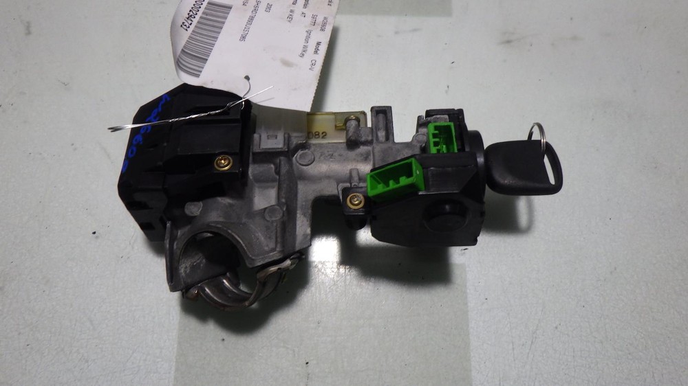 03 HONDA CR-V Ignition W/Key