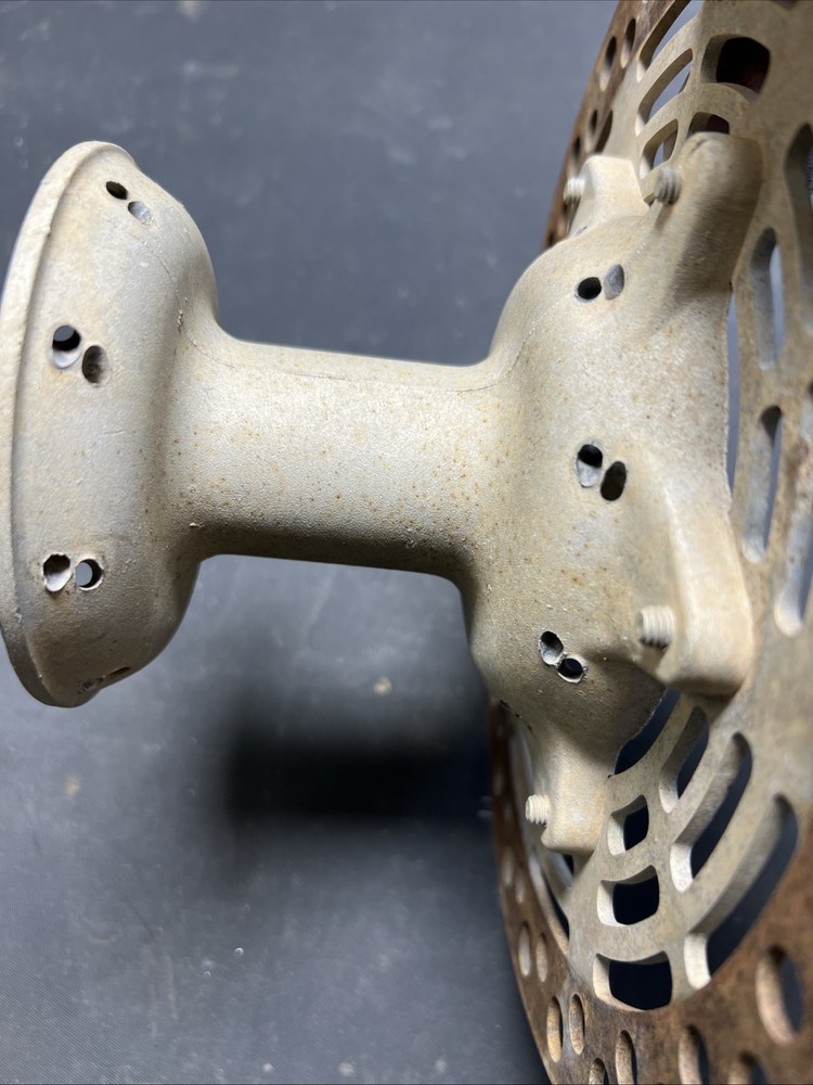 1999 suzuki rm250 Front Wheel Hub