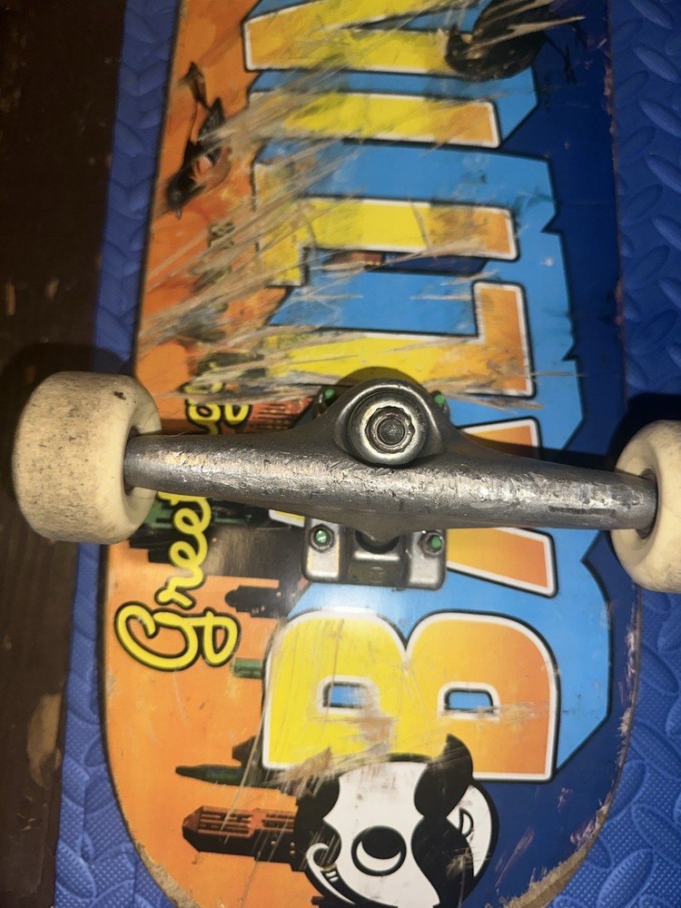 Skateboard
