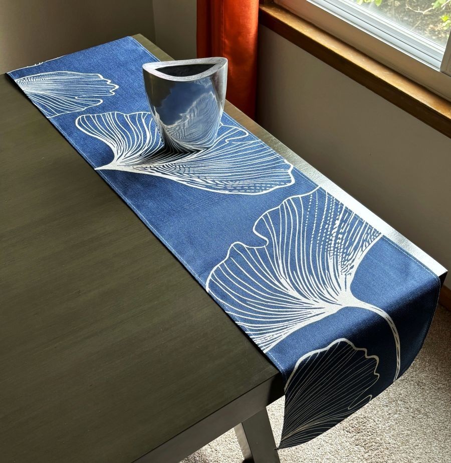 72" Navy Blue Off-White Elegant Modern Botanical Gingko Leaf Linen Table Runner